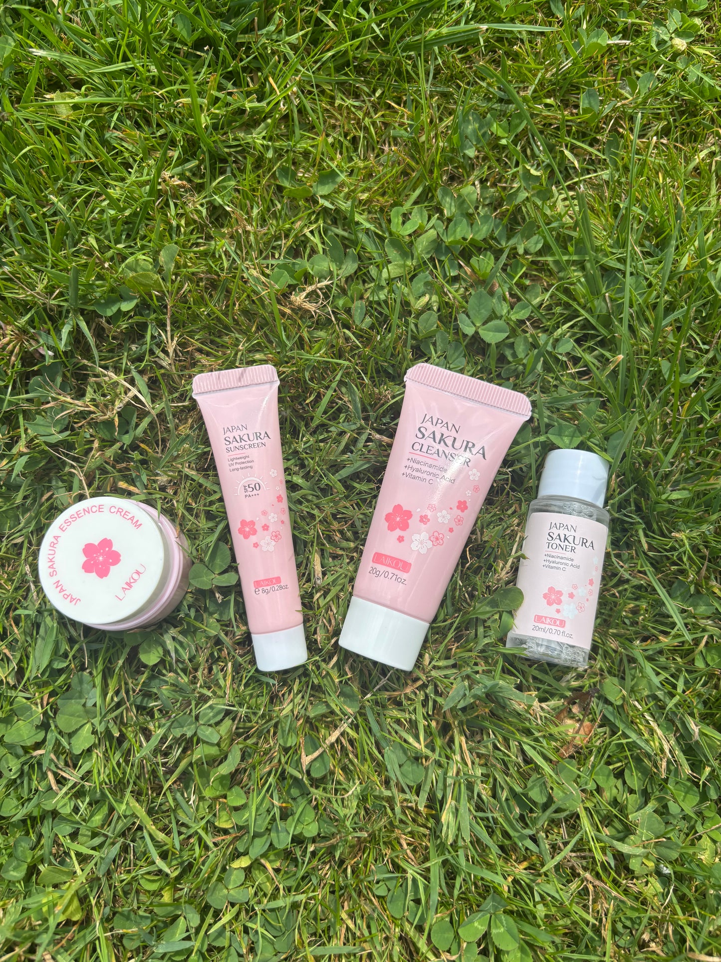 Japan Sakura Travel Kit 💕🌸